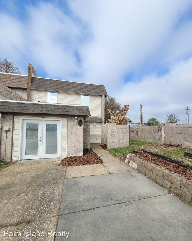 8130 Lillian Hwy, Pensacola, FL 32506 House Rental in Pensacola, FL