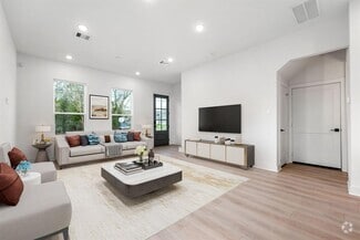 Building Photo - 751 Dumble St