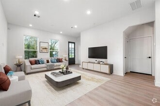 Building Photo - 751 Dumble St