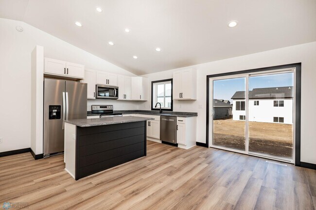 Foto del edificio - 6729 67th Ave S