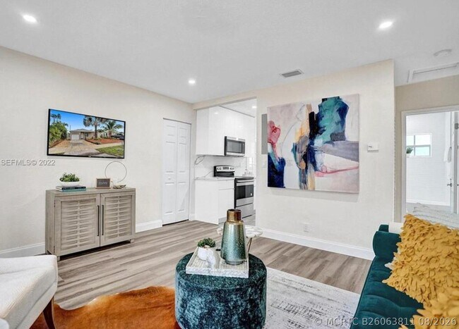 Foto del edificio - 221 NW 51st St