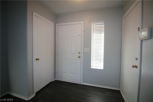 Building Photo - 7868 Steamboat Springs Ct