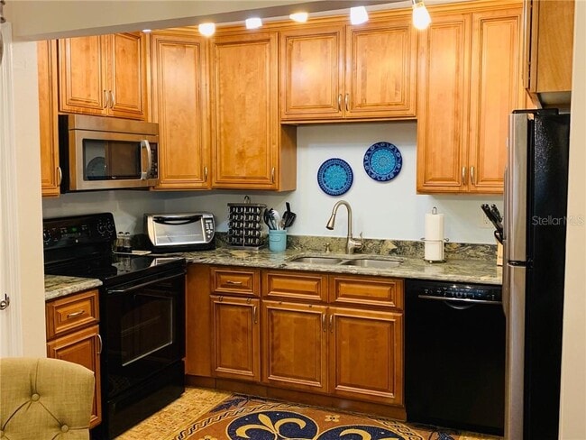 Building Photo - 213 Sea Horse Dr SE