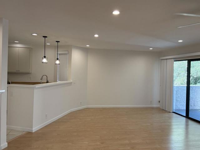 Building Photo - 8470 Via Sonoma