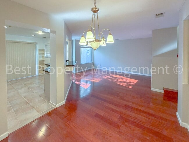 Building Photo - San Jose Townhome Near Levi Stadium