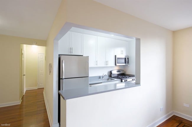 Building Photo - 2 br, 1 bath  - 1206 Ocean Pkwy