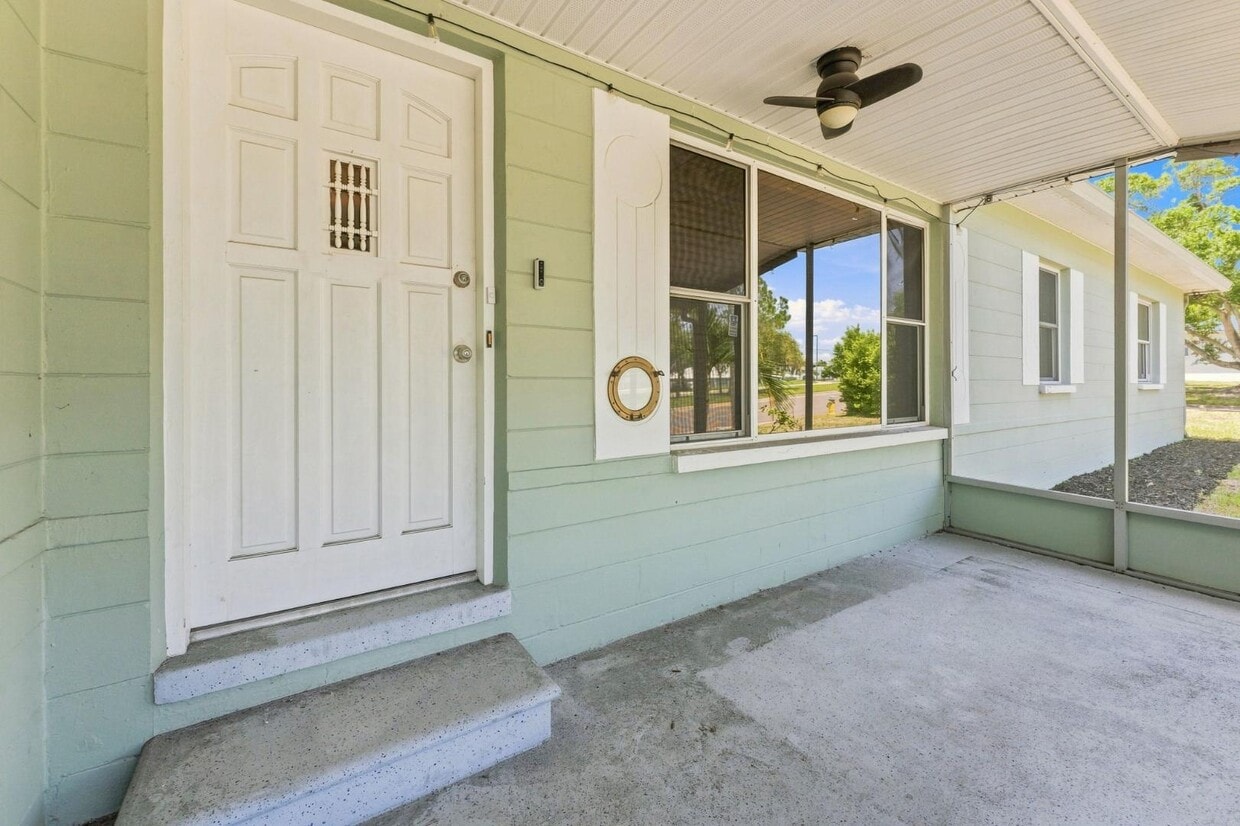 Photo - 1840 54th Ave N