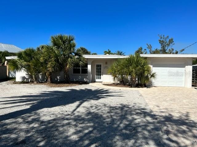 Primary Photo - 913 Key Way