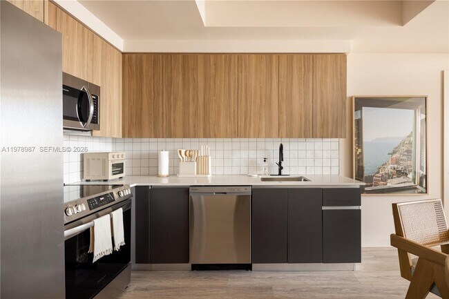 Foto del edificio - 275 SW 6th St