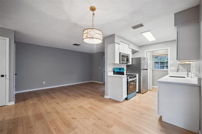 Foto del edificio - 1509 N Donnelly St