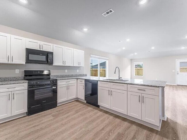 Foto del edificio - 2527 E Meramec St