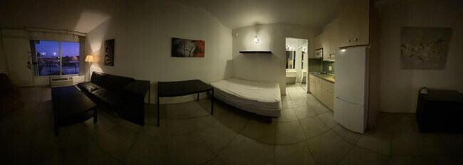 Foto del edificio - Condo-tell inc all utilties