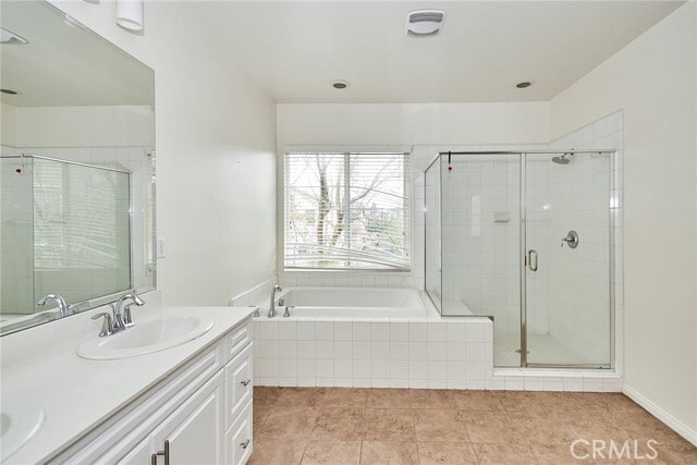 Building Photo - 2962 E Via Corvina