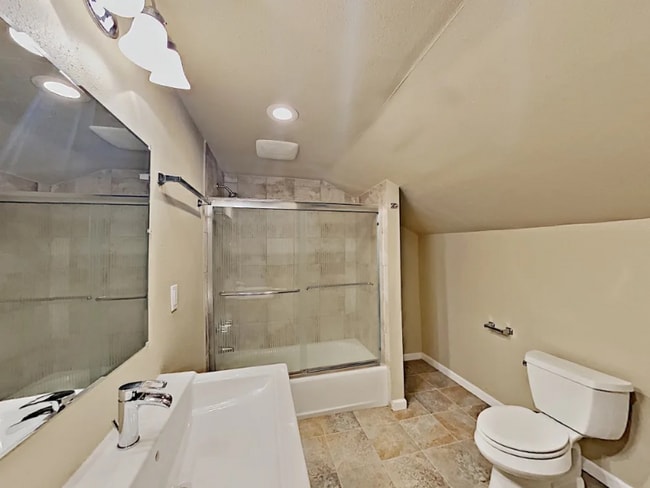 Building Photo - 2848 SW 323rd St