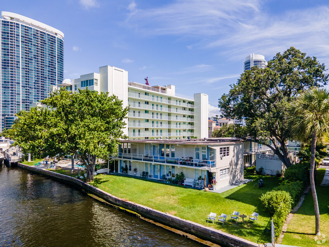 808 SE 4th St - New River Redevelopment