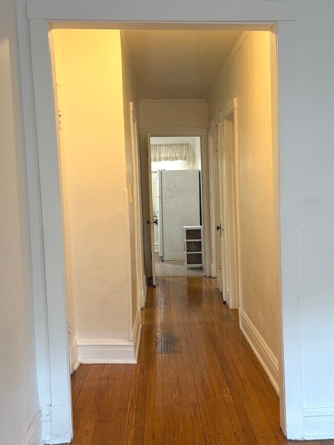 Foto del edificio - 1118 E 67th St