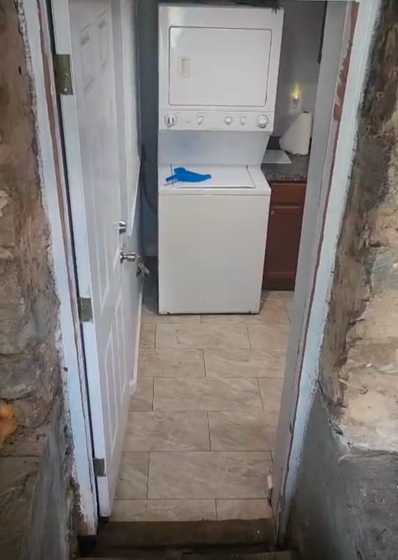 Photo - 3321 W Forest Park Ave Apartment