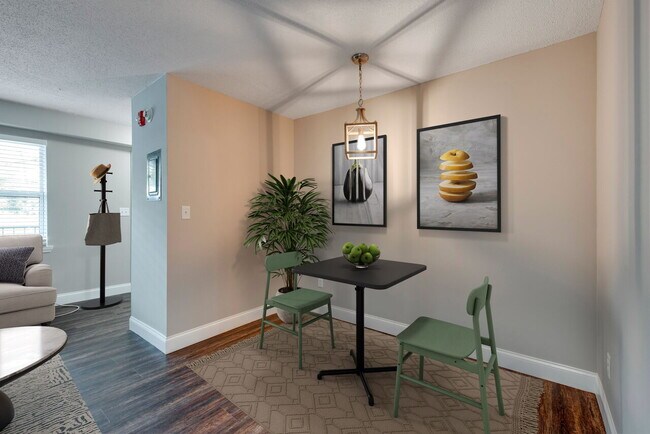 Foto del edificio - North Creek Crossing