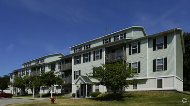 York Creek Apartments Photo