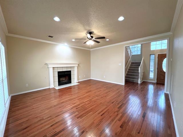 Building Photo - 705 Pine Lakes Dr