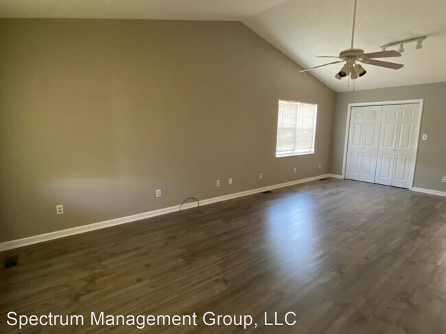 Building Photo - 2 br, 2 bath House - 360 Dover Rd