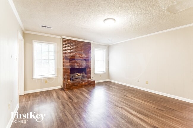 Foto del edificio - 4110 Friendship Ln
