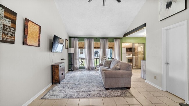 Building Photo - 68 Westwood Dr W