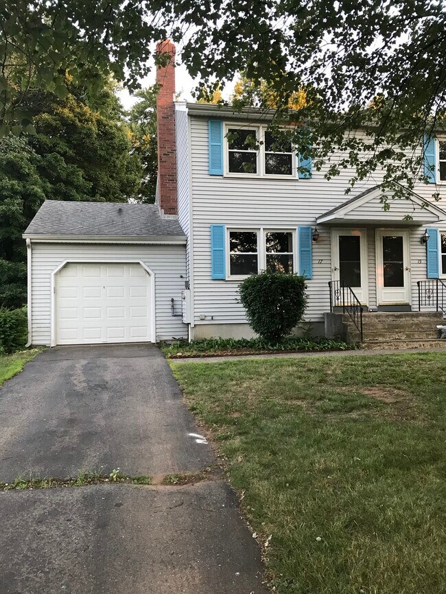 Foto del edificio - 17 Spur Ln