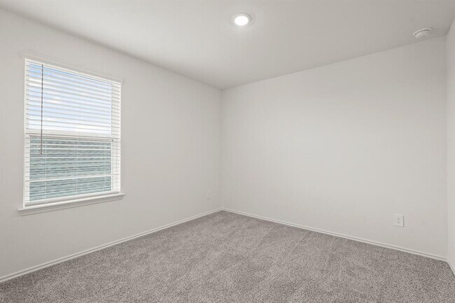 Building Photo - 30823 Khepri Ct