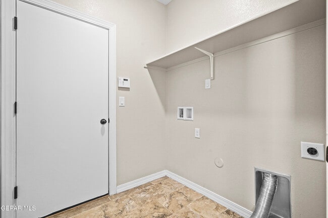 Foto del edificio - 6021 Hidden Clove Ct