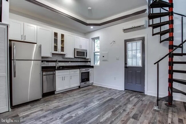 Foto del edificio - 1534 6th St NW