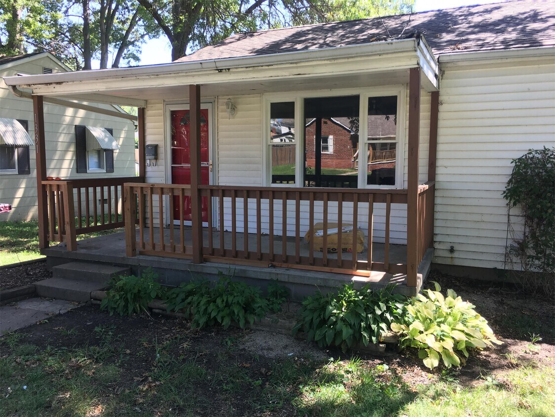Primary Photo - 1331 Cheyenne St