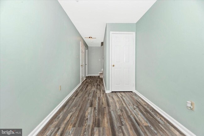 Building Photo - 7130 Oberlin Cir