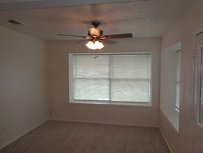 Building Photo - 1211 Grand Jct Dr