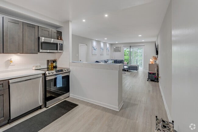 Building Photo - Llanerch Place Apartments