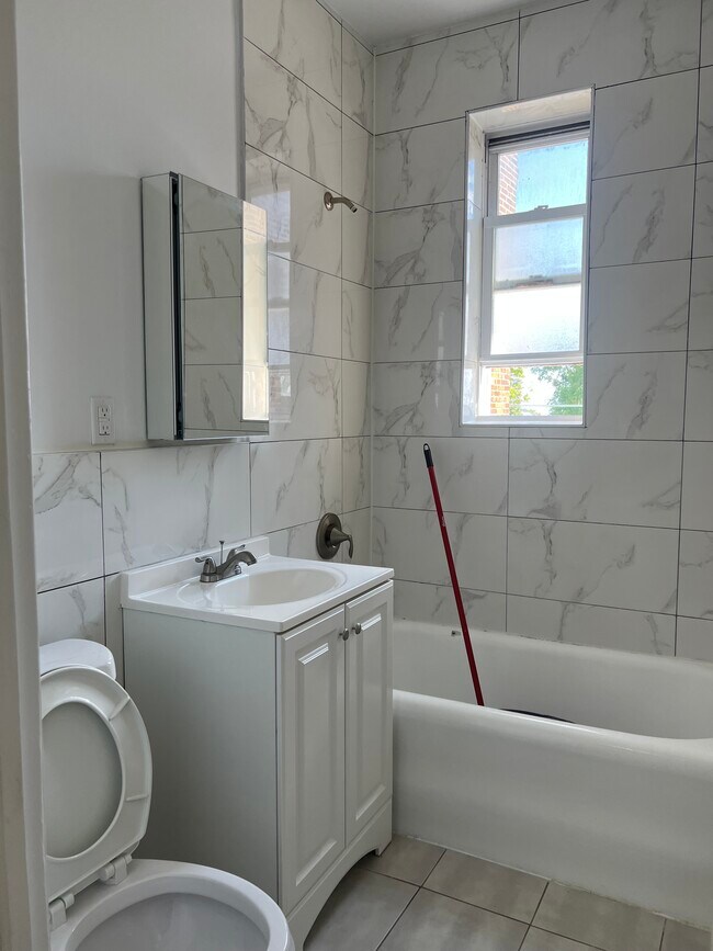 Bathroom - 257 Grant Ave