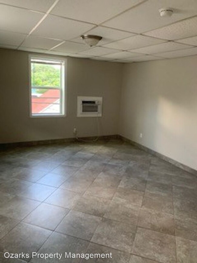 Foto del edificio - 22142 Main St