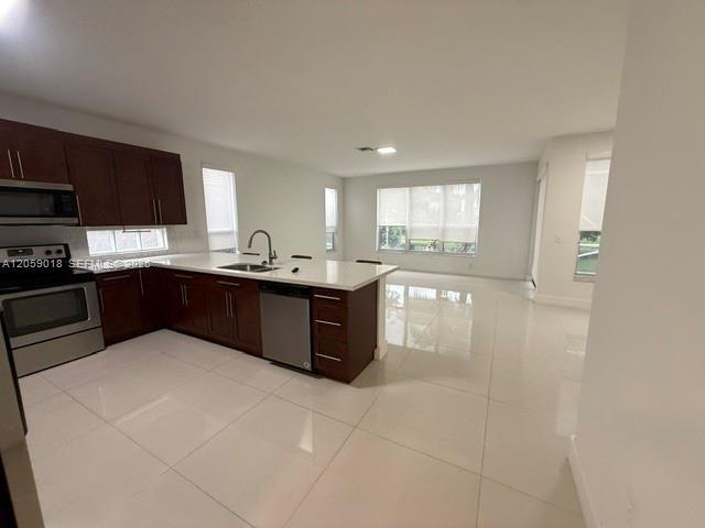 Foto del edificio - 5402 NW 120th Ave