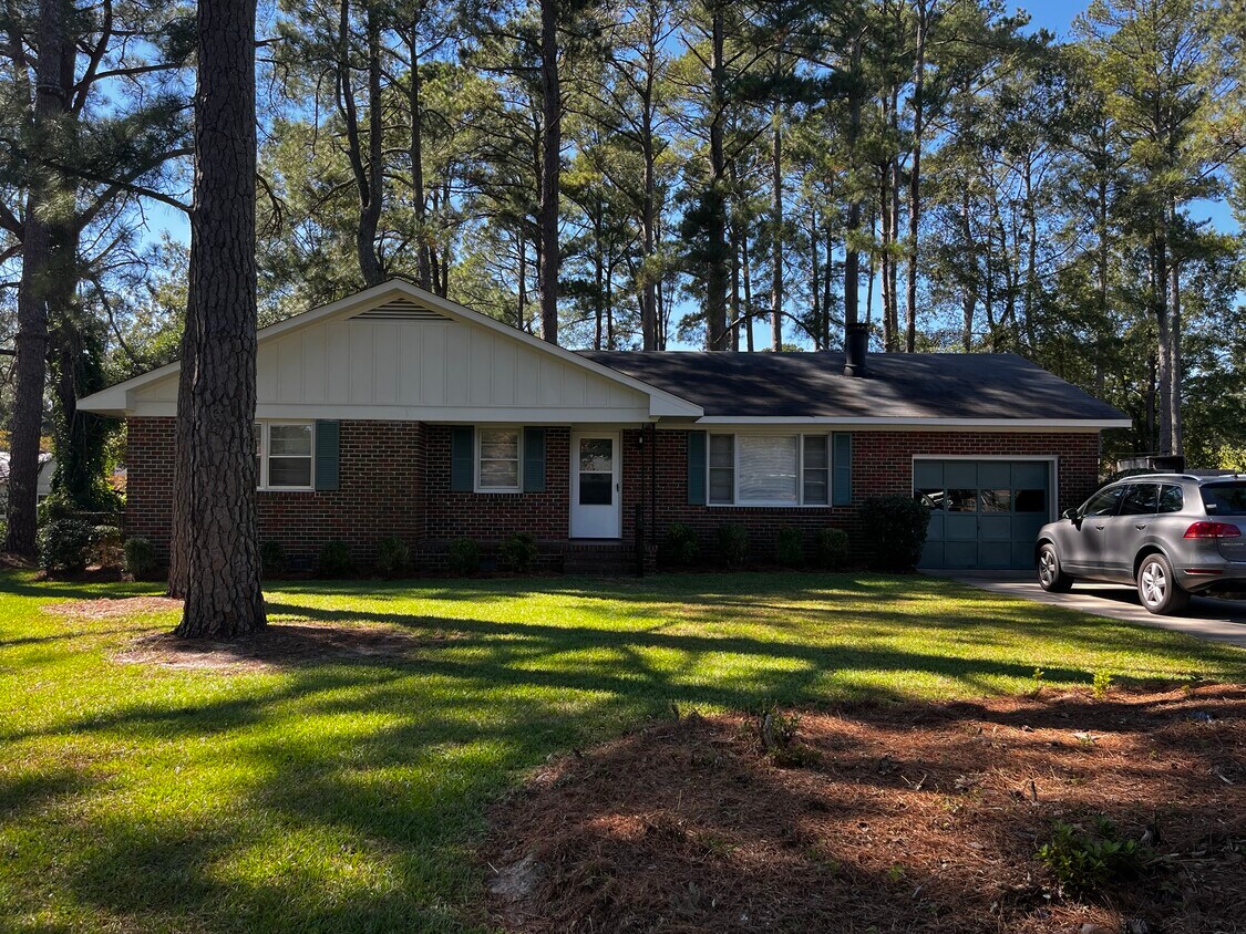 Foto principal - 1780 Maple Leaf Rd