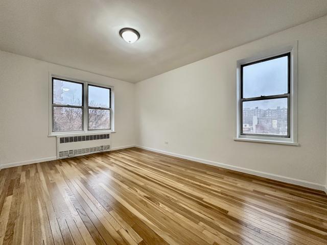 Foto del edificio - 2 bedroom in NEW YORK NY 10040