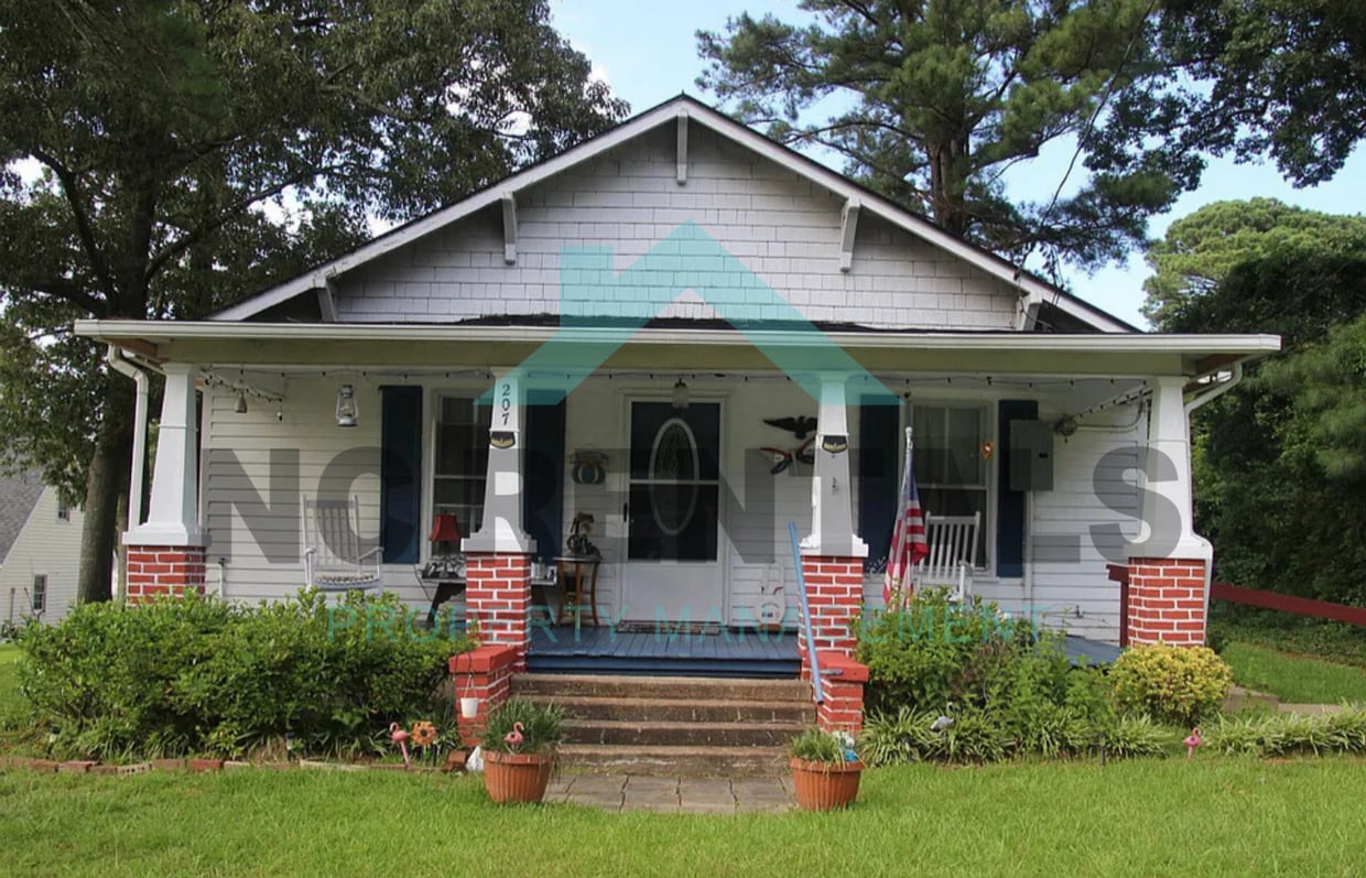 Building Photo - 207 E Edgecombe St