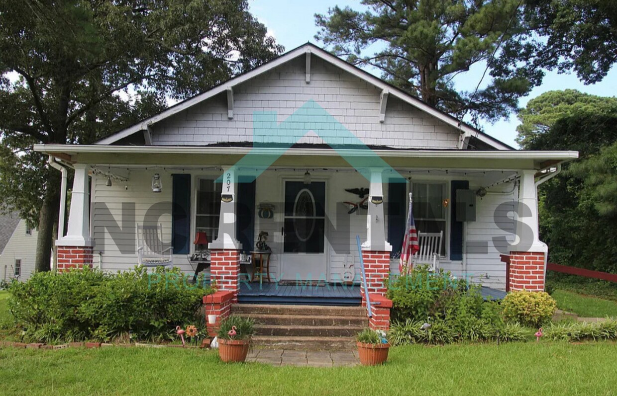 Foto principal - 207 E Edgecombe St