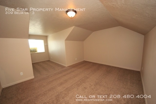 Building Photo - 209 Belva Ln