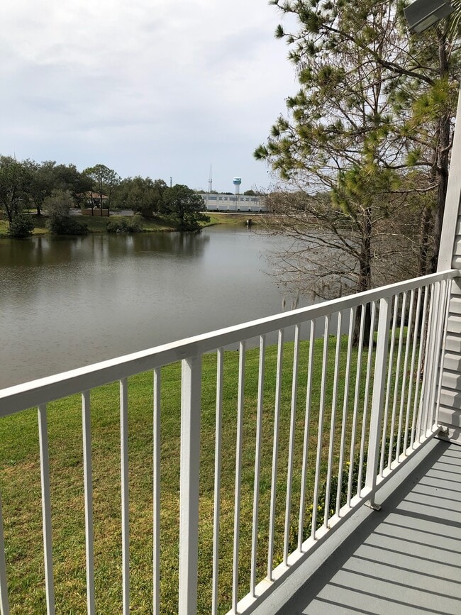 Building Photo - 2508 Grassy Point Dr