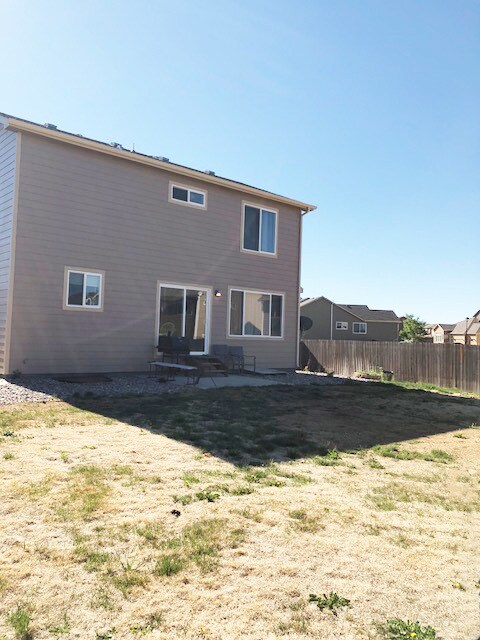 Foto del edificio - Lovely 4 Bedroom, 3.5 Bath, 2 Car Garage H...