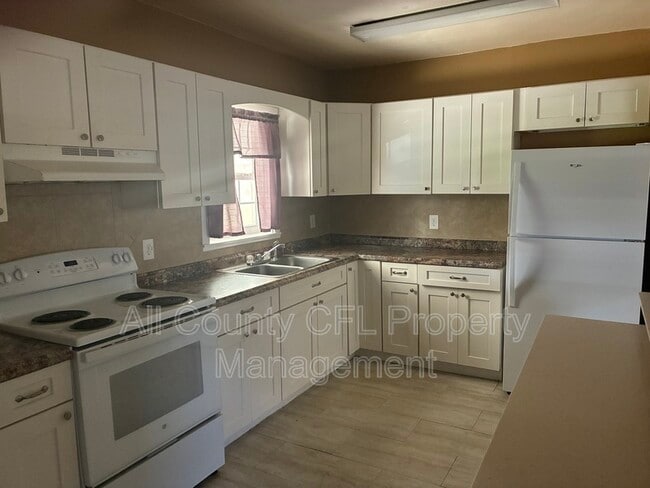 Foto del edificio - 1200 Kaley Ave