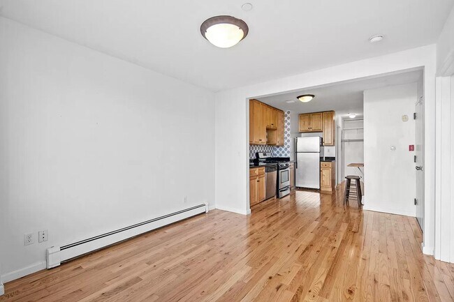 Foto del edificio - 93 Wyckoff Ave