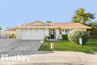 Building Photo - 4519 W San Miguel Ave