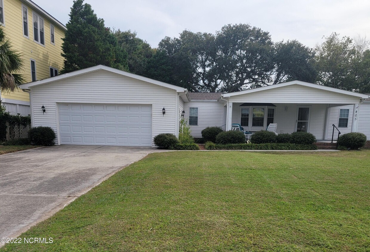 405 Alabama Ave, Carolina Beach, NC 28428 House Rental in Carolina
