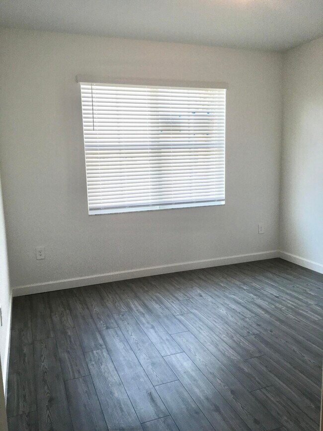 Building Photo - 12226 Roma Cir